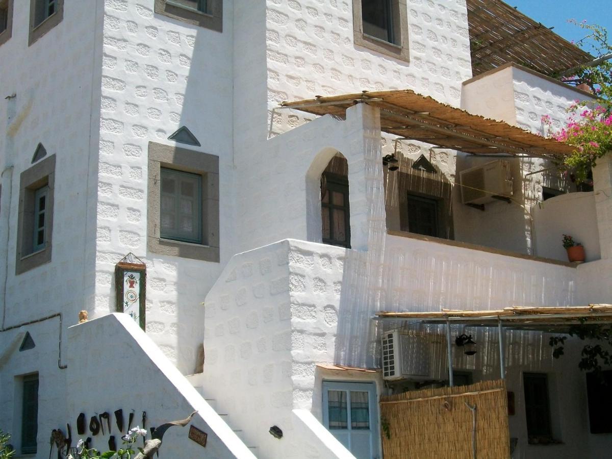 Patmos Mathios Studios- Apartments Sapsila Luaran gambar
