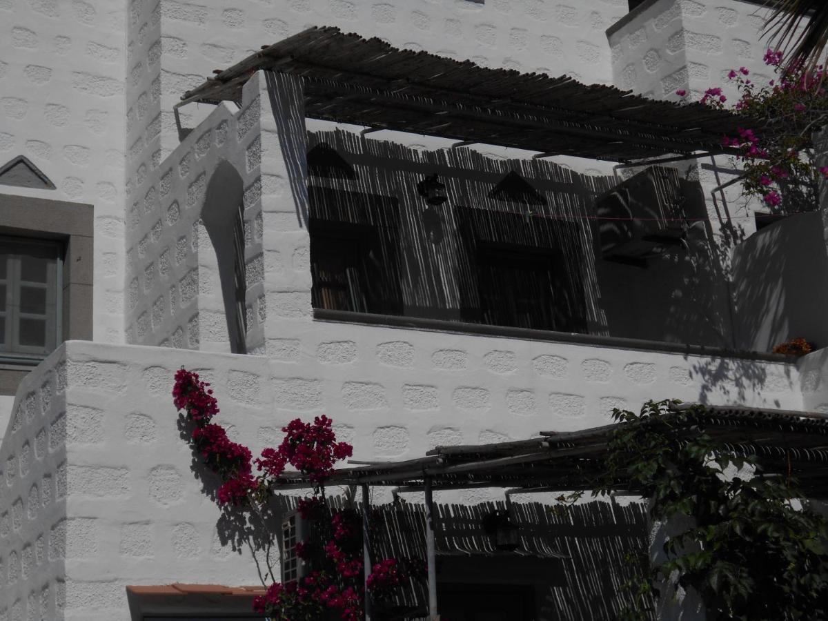 Patmos Mathios Studios- Apartments Sapsila Luaran gambar