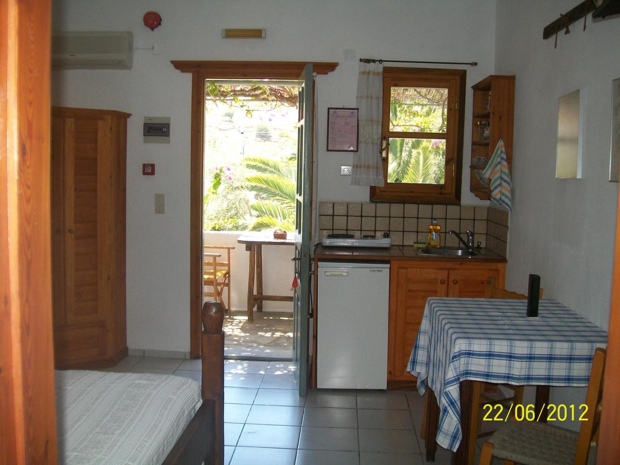 Patmos Mathios Studios- Apartments Sapsila Luaran gambar