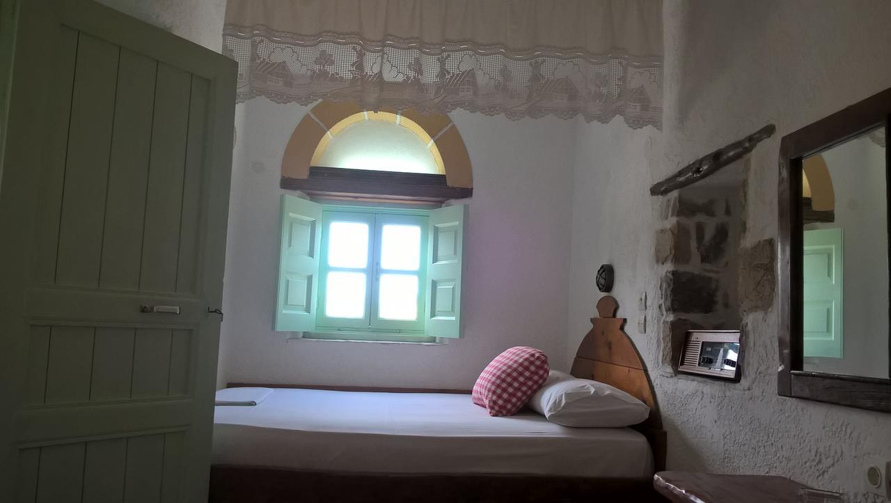Patmos Mathios Studios- Apartments Sapsila Luaran gambar